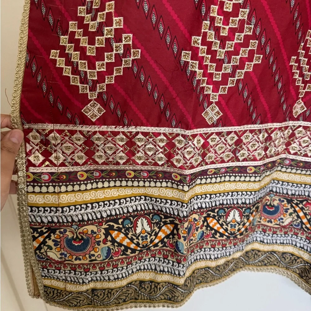 3 piece junaid jamshed lawn suit with embroidery - Picture 6 of 9